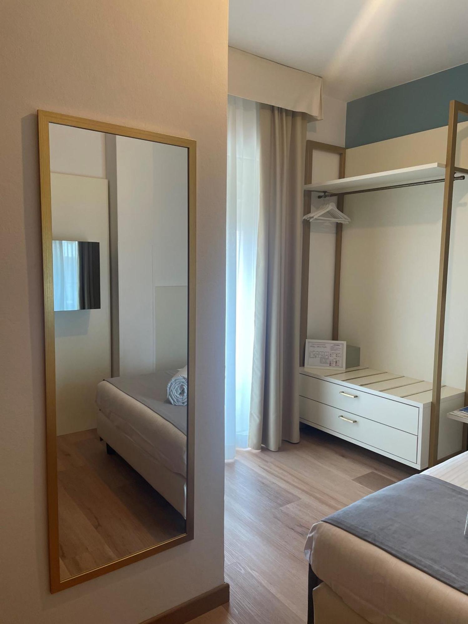 Hotel Al Sole Bardolino Habitación foto